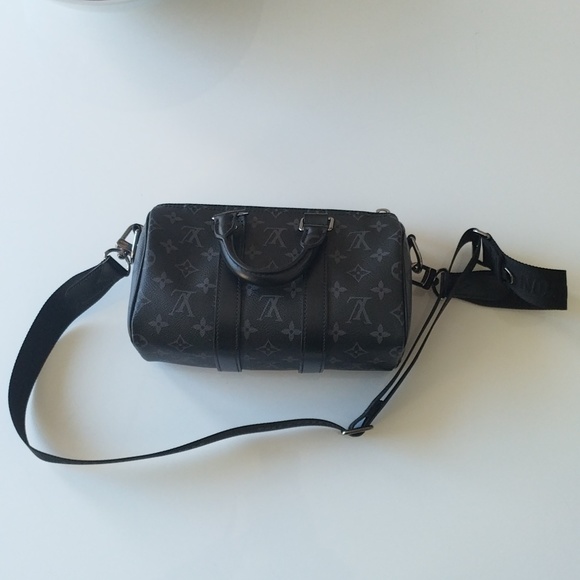 LOUIS VUITTON Keepall 25 - Picture 2 of 10